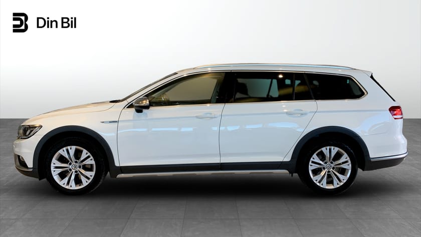 Bild 2 av Volkswagen Passat Alltrack TDI190 DSG Executive/Pano/P-värmare