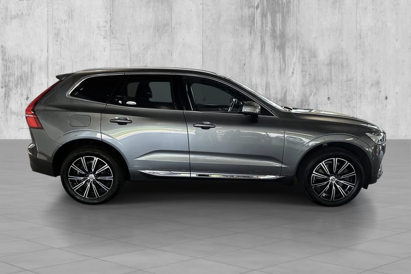 Bilde 4 av Volvo XC60 T8 Inscription NAVI/HUD/360/BLIS/Hengerfeste