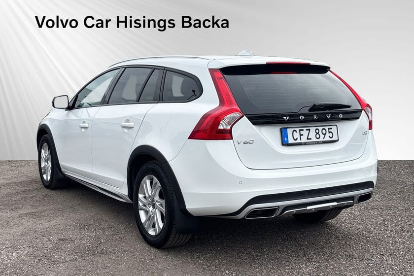 Bild 5 av Volvo V60 Cross Country D3 Plus NCC | Drag | Bränslevärmare