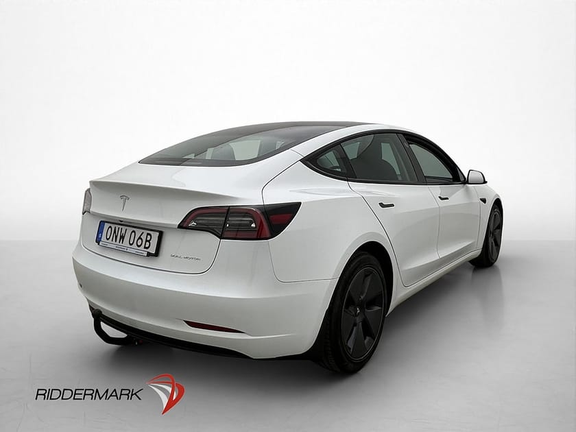 Bild 5 av Tesla Model 3 Long Range AWD Autopilot Dragkrok Svensksåld