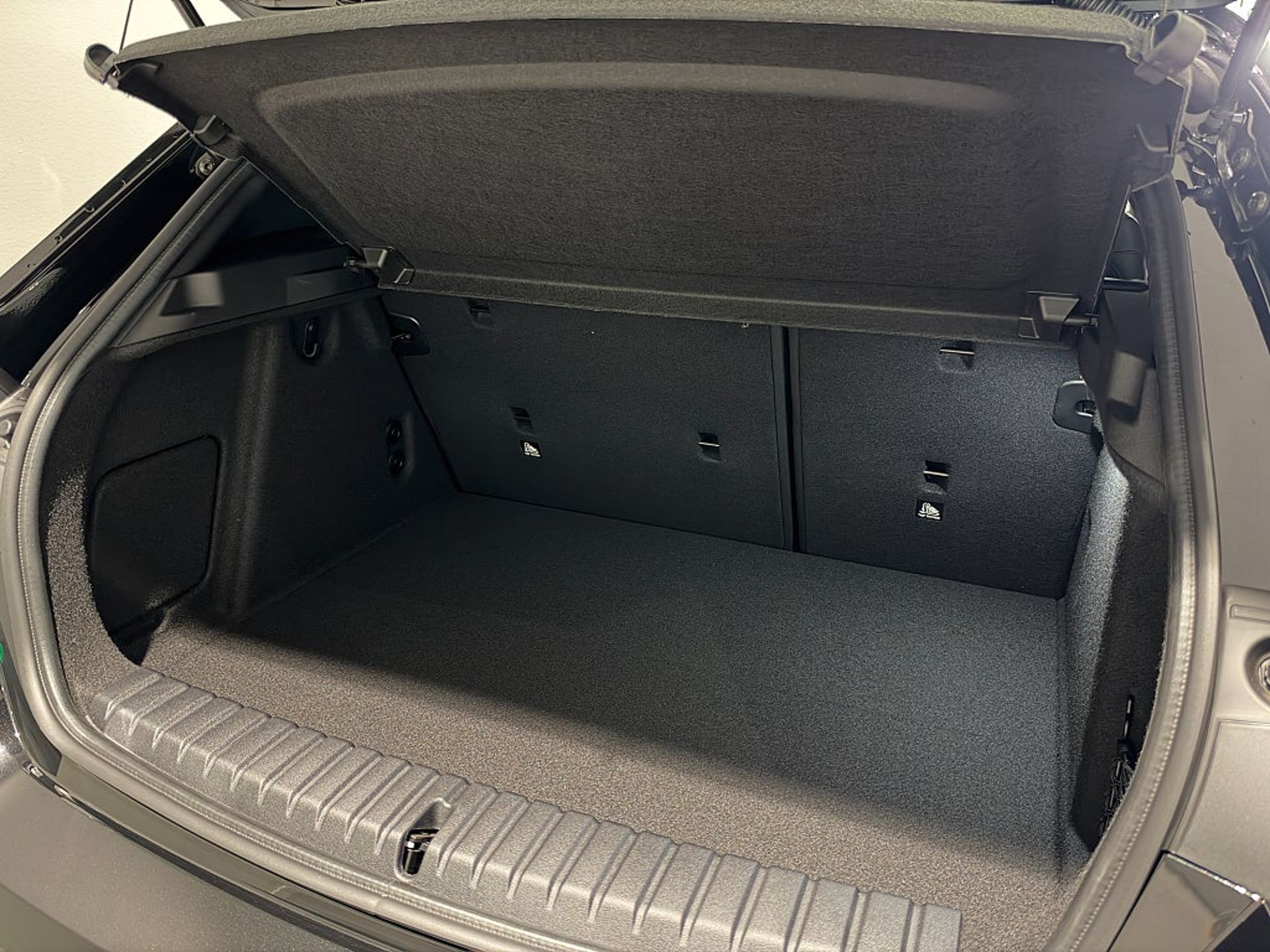 BMW M135i 2027, bild 6/10