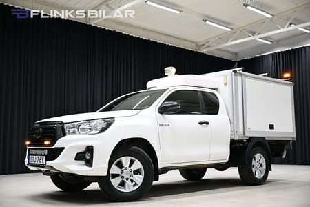 Toyota Hilux Extra Cab 2.4 AWD 150HK Servicebil|Kåpa|Inredd|MktUtrustning|Moms