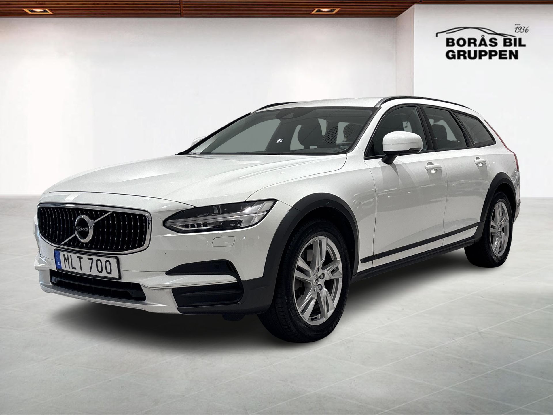 Volvo V90 Cross Country