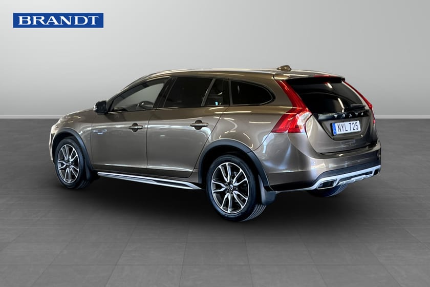 Bild 2 av Volvo V60 Cross Country D4 AWD Summum Business