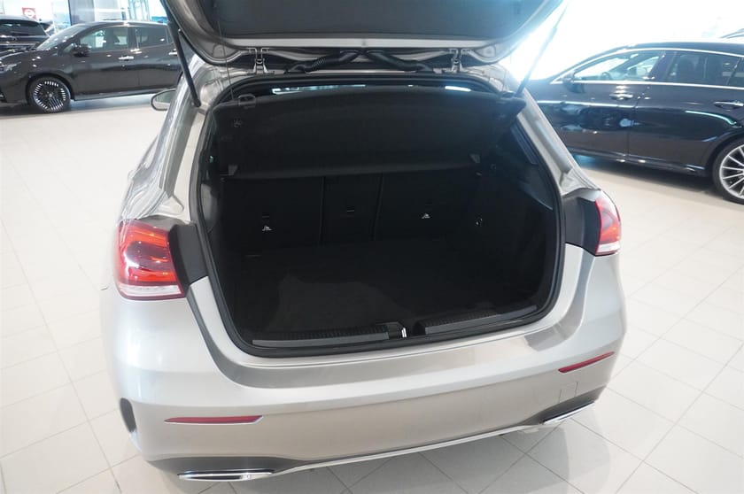 Bild 5 av Mercedes-Benz A 180 7g-DCT AMG Line Drag136hk