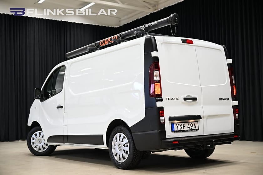 Bild 5 av Renault Trafic Skåpbil dCi V-Inredd|Drag|FjärrStyrdVärmare|Backkamera|Lågmil