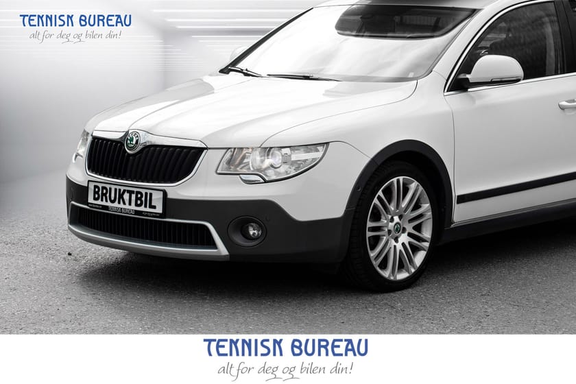 Bilde 2 av Škoda Superb Stasjonsvogn 2.0 TDI 4x4 Elegance