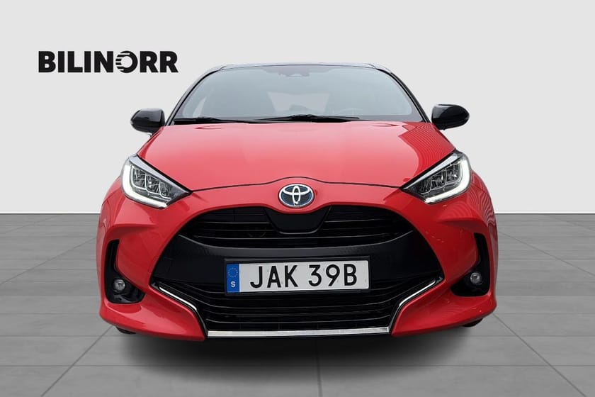 Bild 2 av Toyota Yaris Hybrid 1,5 5D PREMIERE EDITION