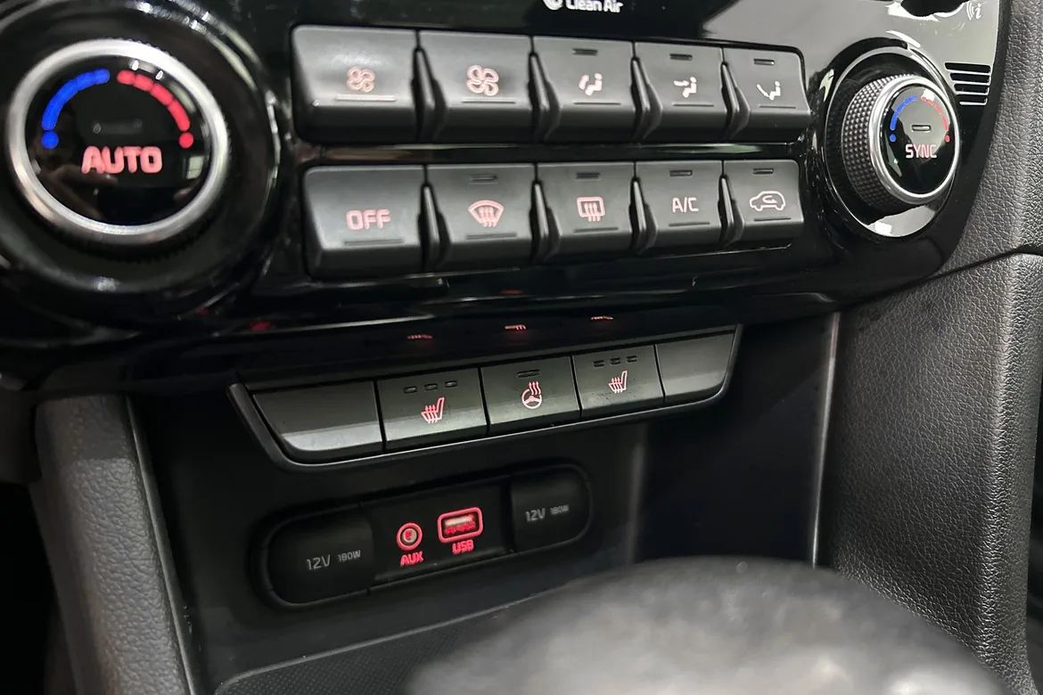 picture of a car