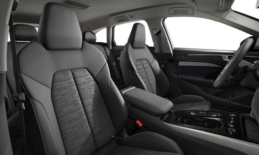 Bild 2 av Audi A6 Avant e-hybrid quattro Lagerbil för omg leverans