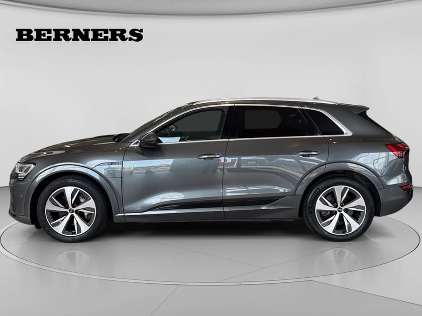 Bild 2 av Audi Q8 55 e-tron quattro