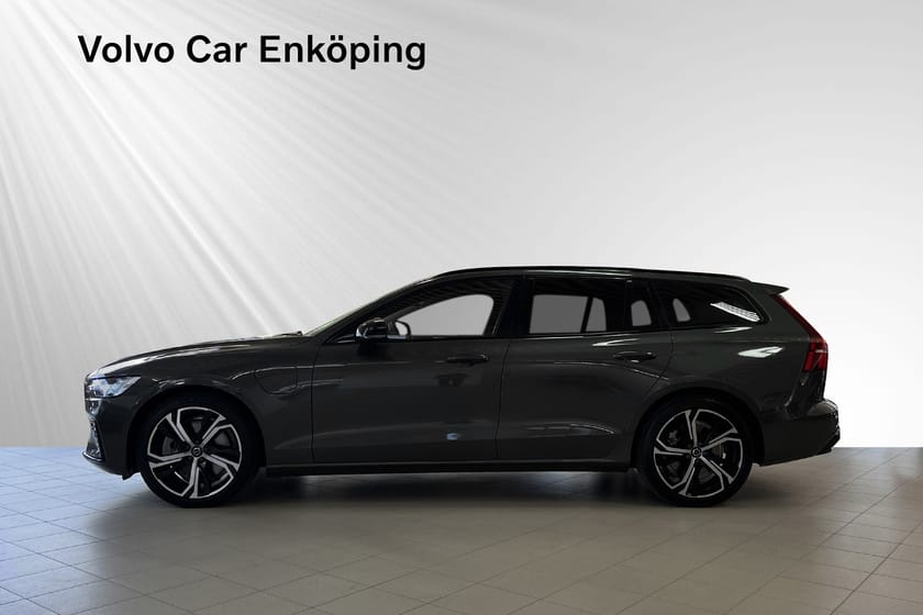 Bild 4 av Volvo V60 T6 Plus Dark Nordic Edt Drag B&W 0% RÄNTA