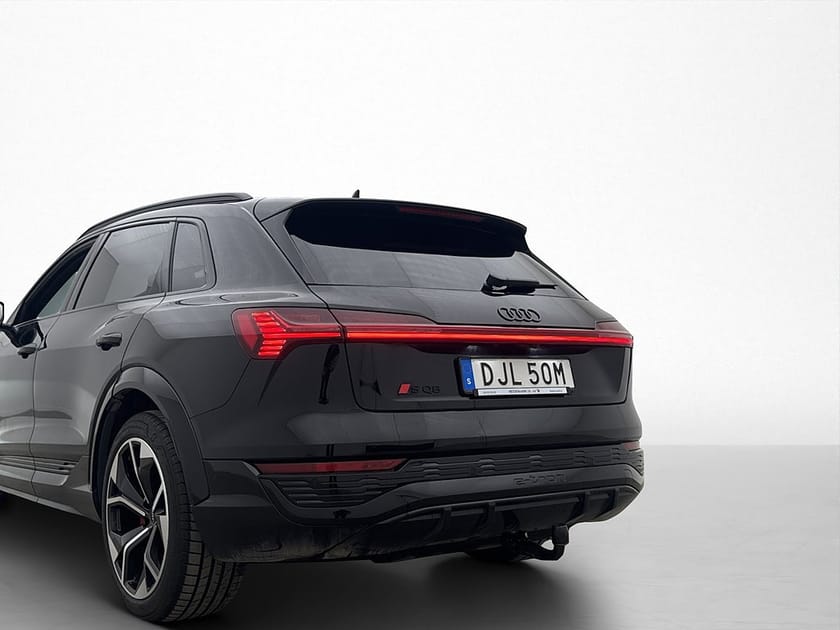 Bild 5 av Audi SQ8 e-tron quattro 503hk B&O Cockpit Pano Luft-Fjäd 360° MOMS