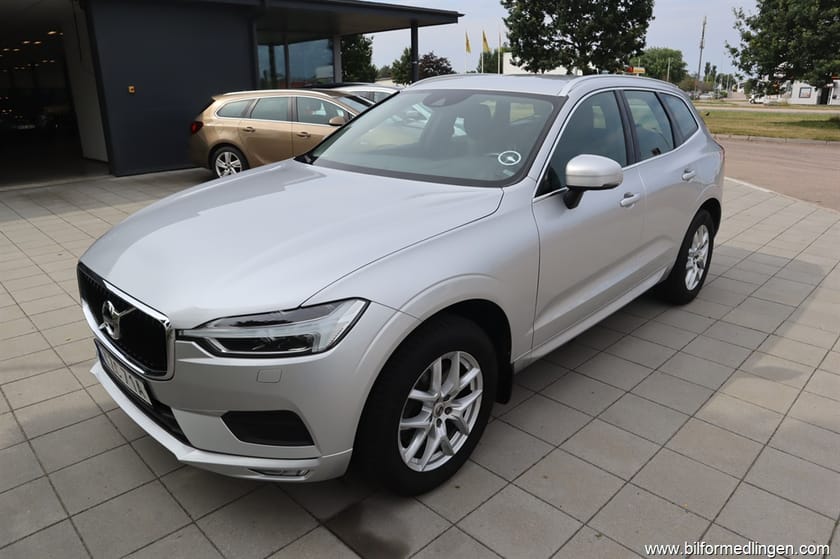 Bild 2 av Volvo XC60 T5 AWD 250hk Momentum Advanced Geartronic Navi S