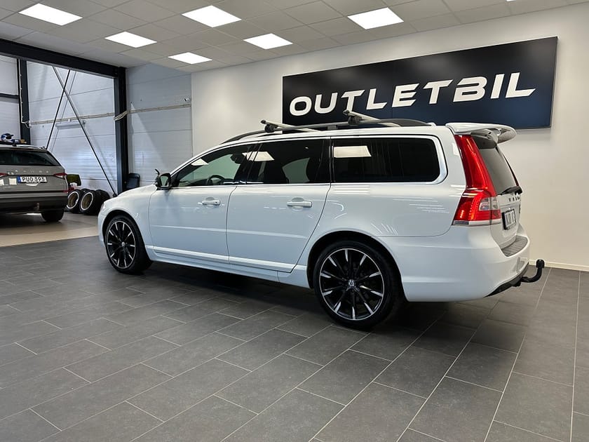 Bild 4 av Volvo V70 D4 Geartronic Momentum Business Edition Drag Navi