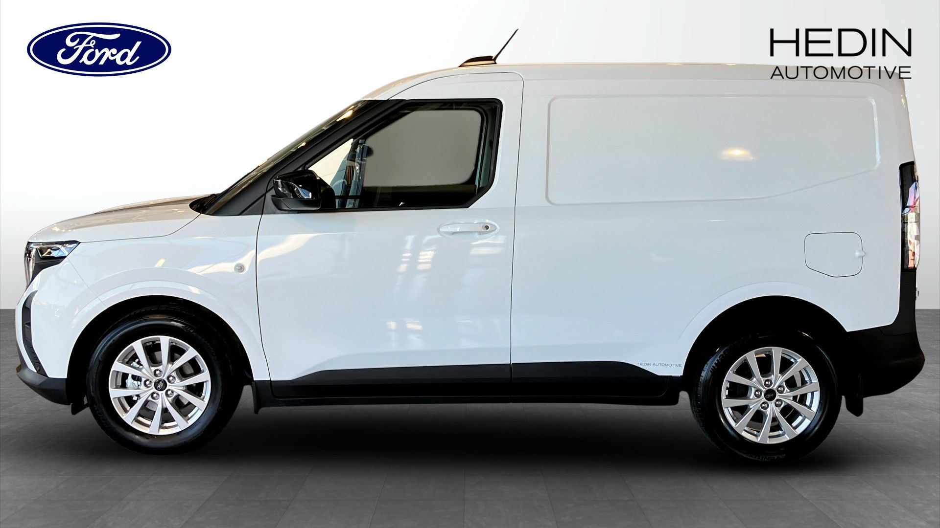 Ford Courier Limited 1.0L 125hk Automat 2027, bild 6/10