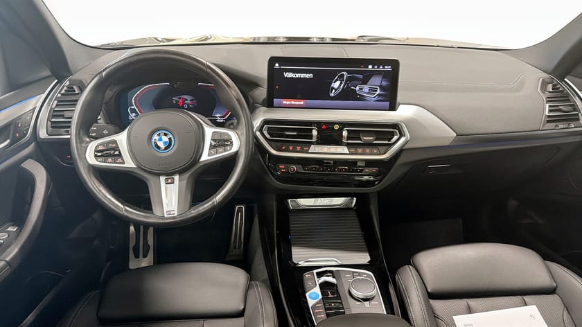 Bild 4 av BMW iX3 286hk M Sport Pano DAP Elstol m minne