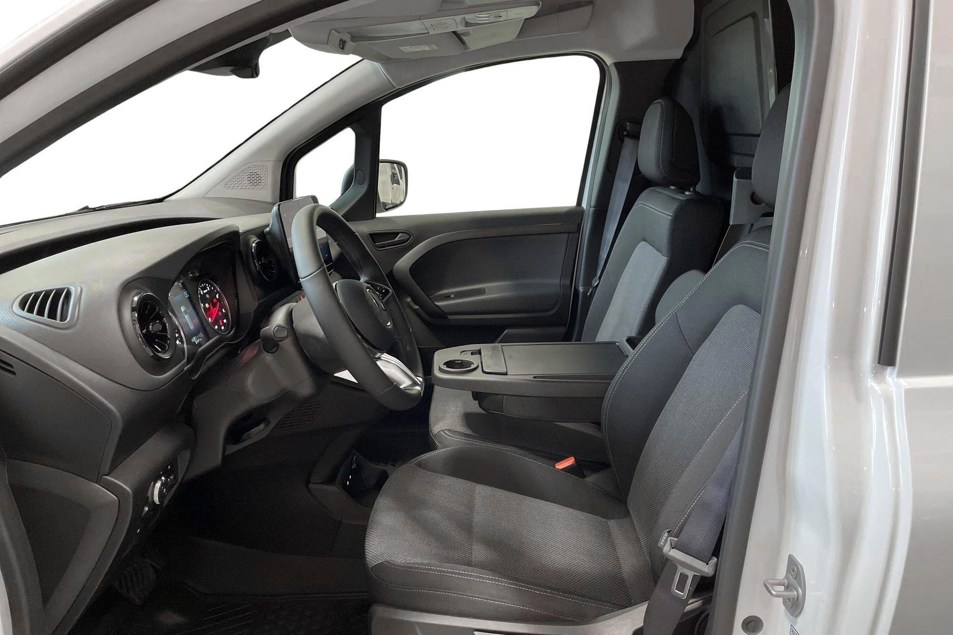 Mercedes-Benz Citan 110 CDI 2024, kuva 6/10