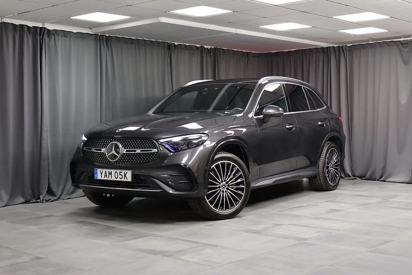 Bild 1 av Mercedes-Benz GLC 300 e 4MATIC AMG Premium Plus HUD Pano Burmester MOMS