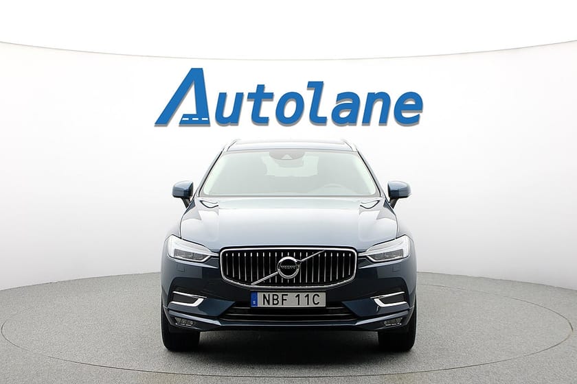 Bild 3 av Volvo XC60 B4 AWD Inscription, H/K, Värmare, Skinn 197hk