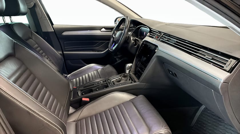 Bild 3 av Volkswagen Passat Sportscombi GTE 1.4 TSI / Dragkrok / Läder