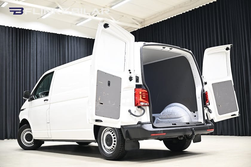 Bild 4 av Volkswagen Transporter 2.0 TDI 110HK L2 Drag|Dieselvärmare|Backkamera|Leasbar