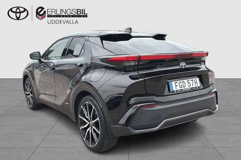 Bild 3 av Toyota C-HR Hybrid AWD-i GR SPORT PREMIERE EDT / V-HJUL / 1-ÄGARE