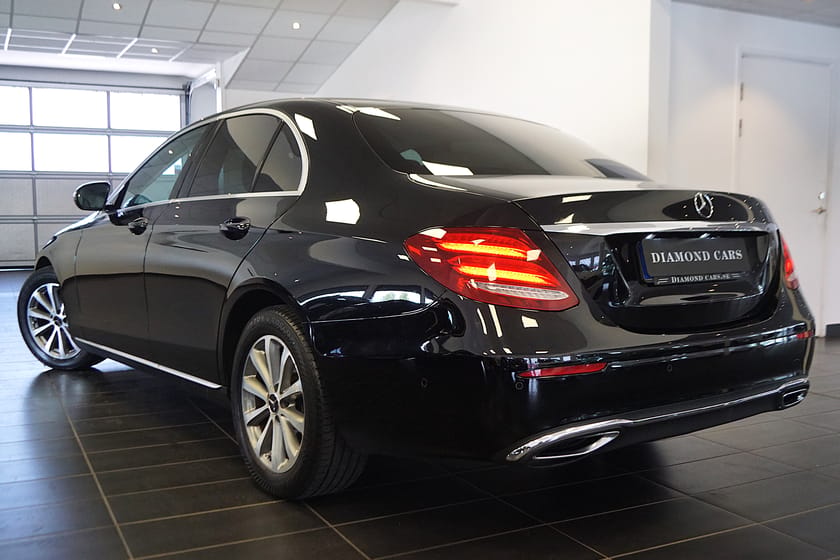 Bild 2 av Mercedes-Benz E 220 d Navi Drag Backkamera Vinterdäck