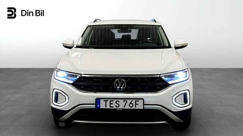 Bild 4 av Volkswagen T-Roc TSI150 DSG Pluspaket P-värmare Keyless Cockpit