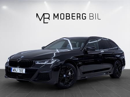 BMW 530e xDrive Touring 292hk M Sport Läder Drag B-Kamera