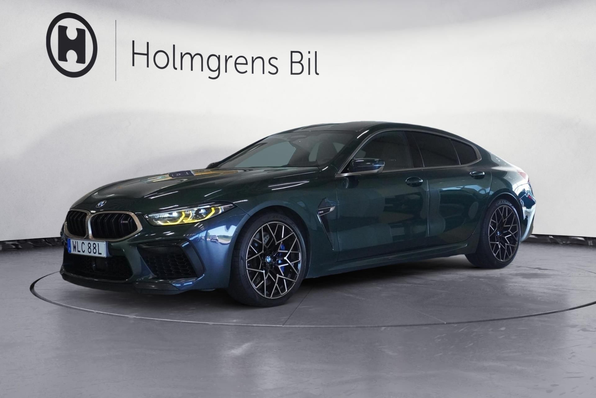 BMW M8