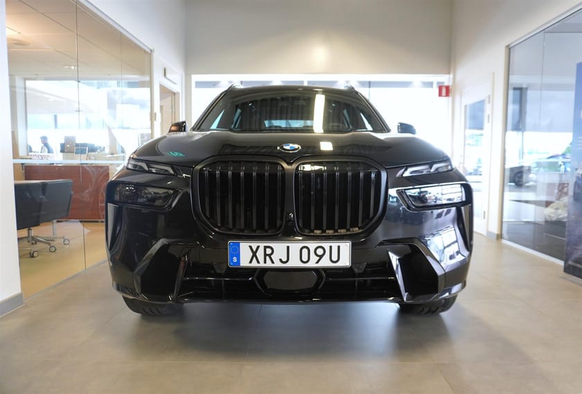 Bild 2 av BMW X7 xDrive40d M Sport Pro Värmare DA Pro B W
