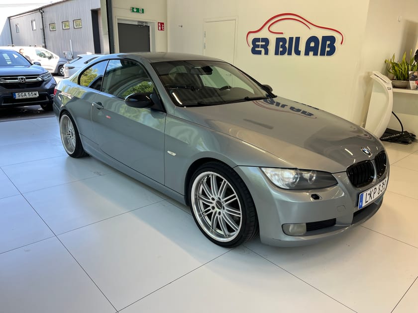 Bild 1 av BMW 325i Coupé 