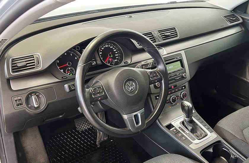 Bild 5 av Volkswagen Passat Variant 1.4 TGI DSG PDC BLUET*KAMPANJRÄNTA