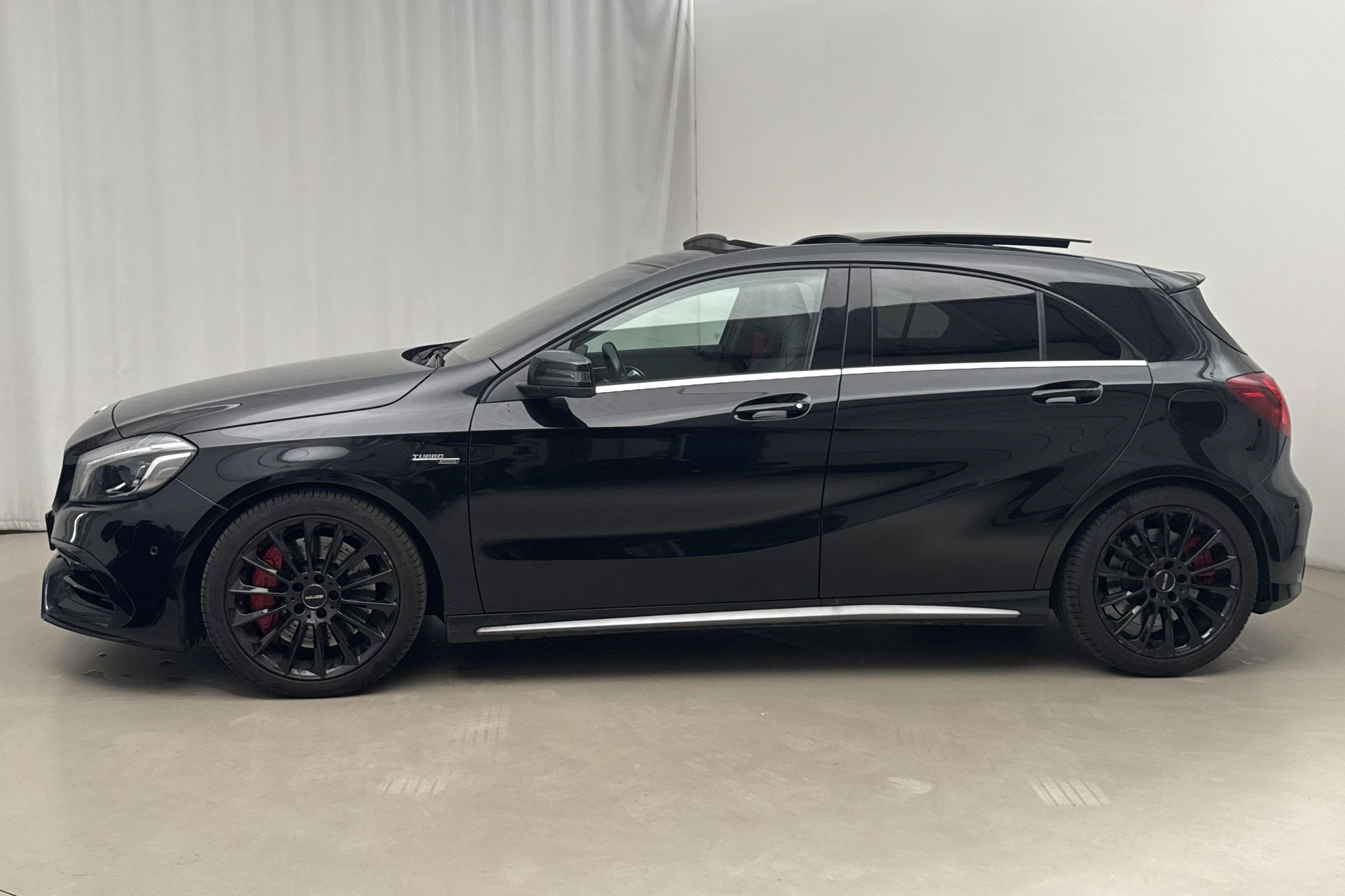 Mercedes-Benz A AMG A 45 4MATIC 2018, bild 2/10