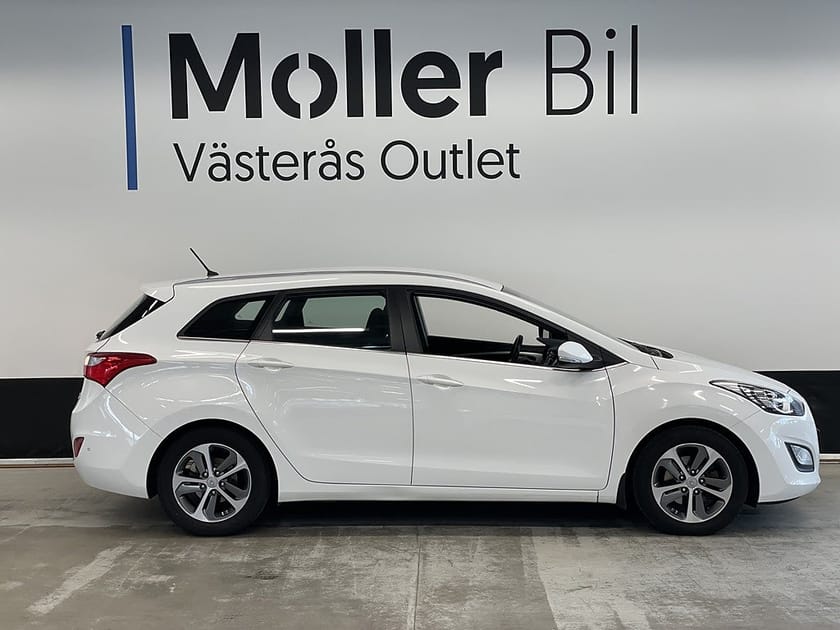 Bild 4 av Hyundai i30 Kombi 1.6 GDI DCT 135hk Automat