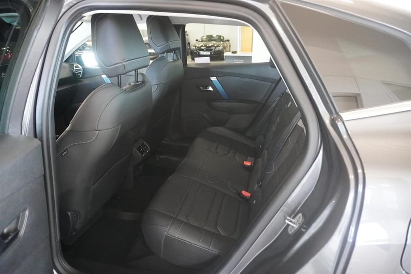 Bild 3 av Citroën ë-C4 X E-C4