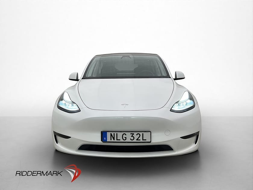 Bild 3 av Tesla Model Y Long Range AWD Dragkrok Svensksåld