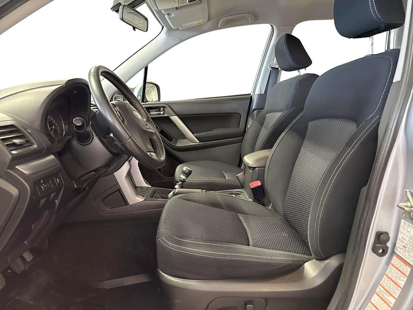 Bild 2 av Subaru Forester 2.0D XS 4WD Euro 5