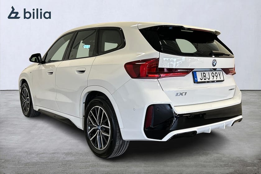 Bild 5 av BMW iX1 xDrive30 xDrive30/M Sport/Drag/Backkamera/Rattvärme