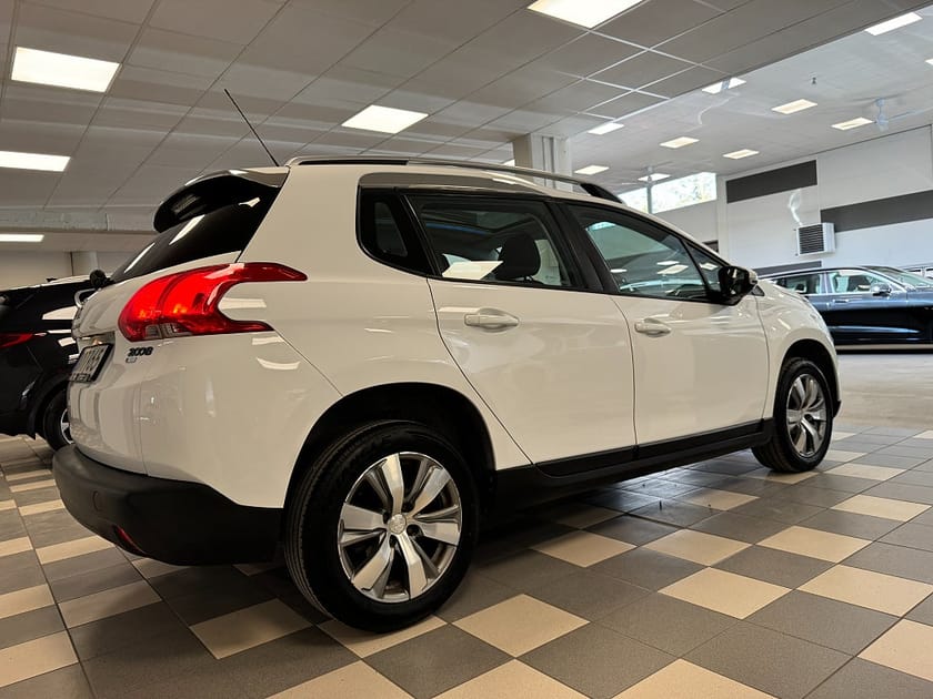 Bild 5 av Peugeot 2008 1.6 e-HDi EGS Automat Panorama Navi