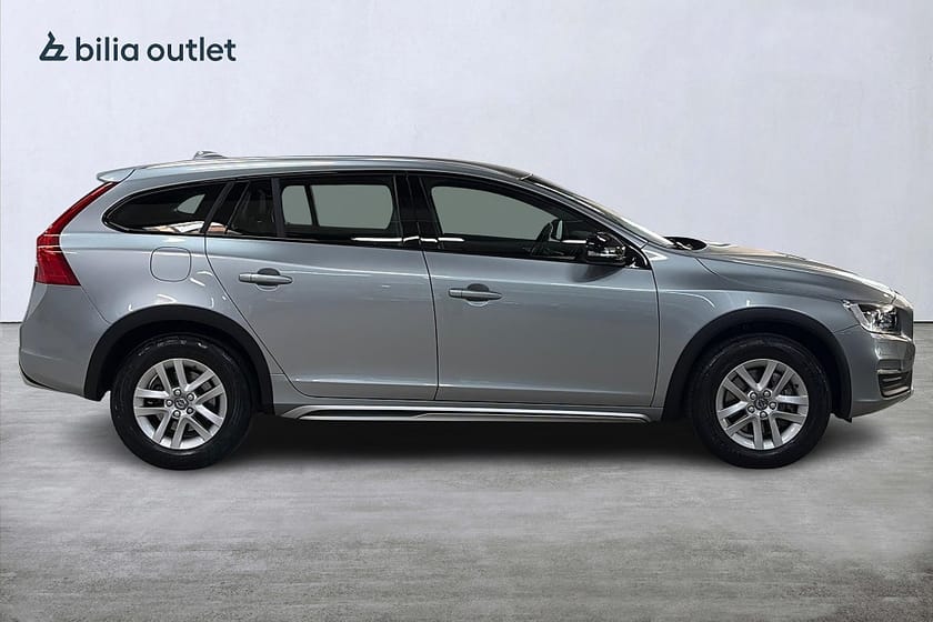 Bild 5 av Volvo V60 Cross Country D3 aut Momentum BE 150hk Navi P-värm PDC KamremBytt