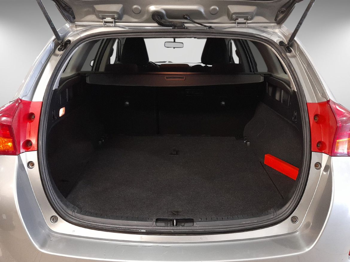 Toyota Auris 2015