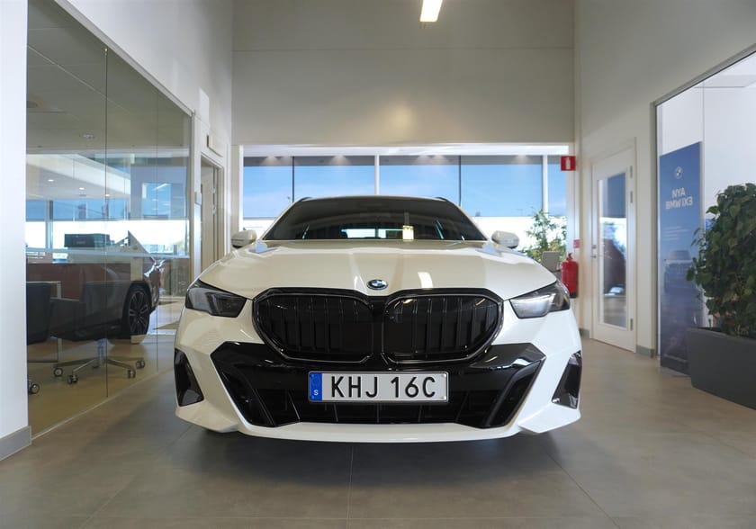 Bild 2 av BMW 530e Touring 