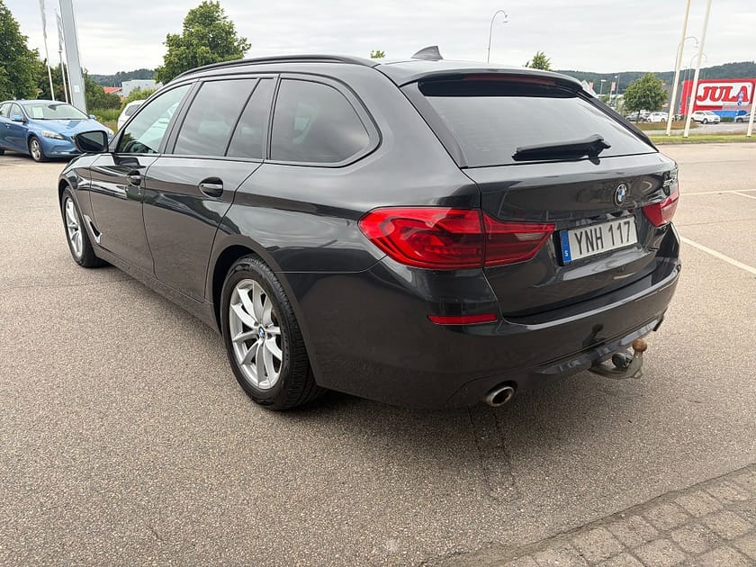 Bild 4 av BMW 520d Touring Touring,AUT,Drag,Nav,Tonade rutor, Bakkamera, Rattvärme