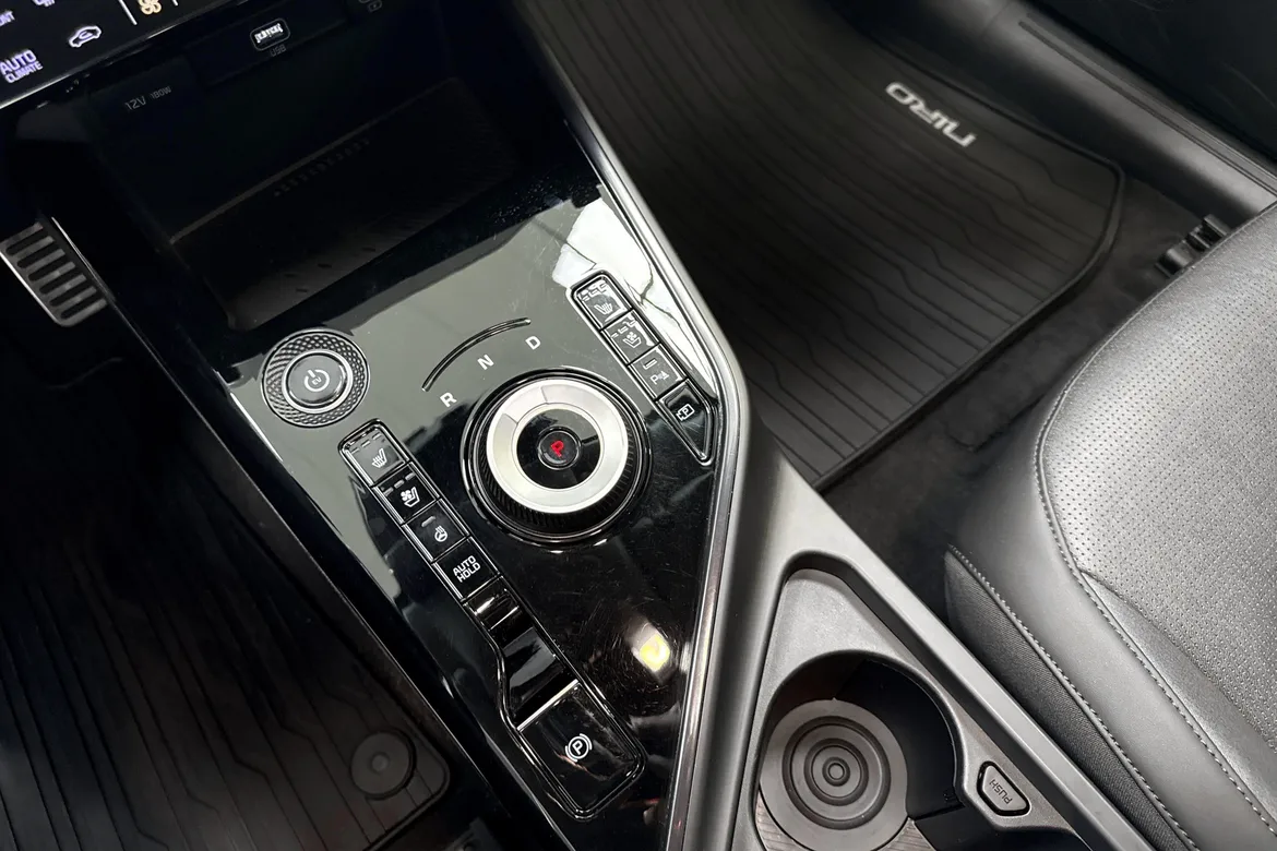 picture of a car