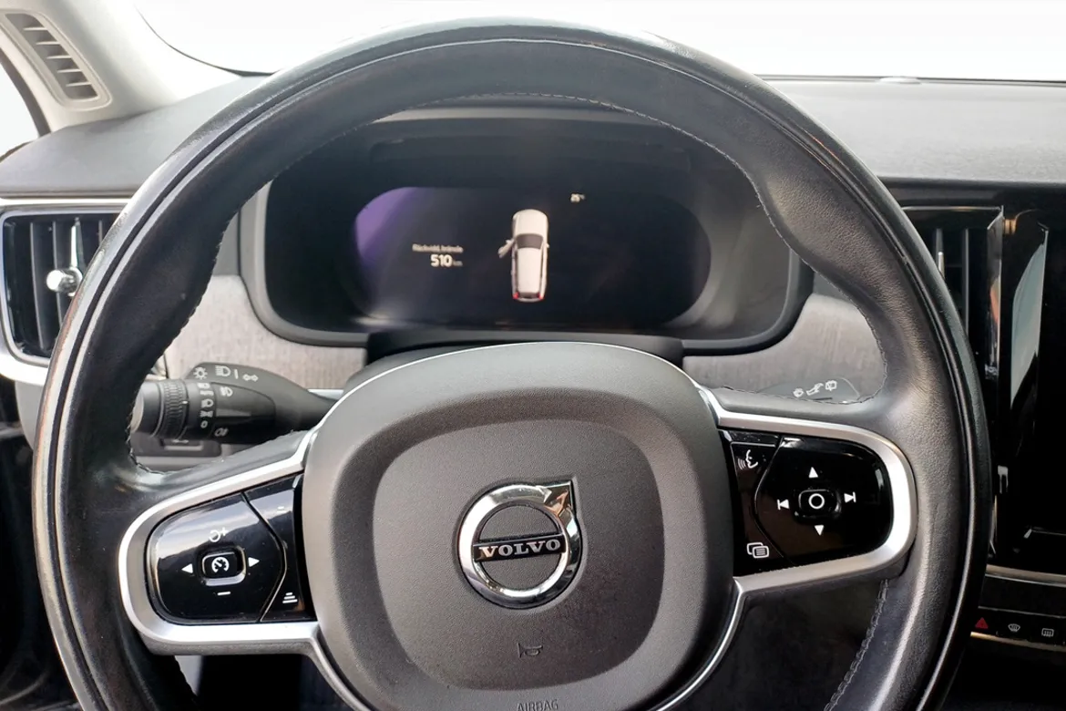 Volvo V90 Cross Country