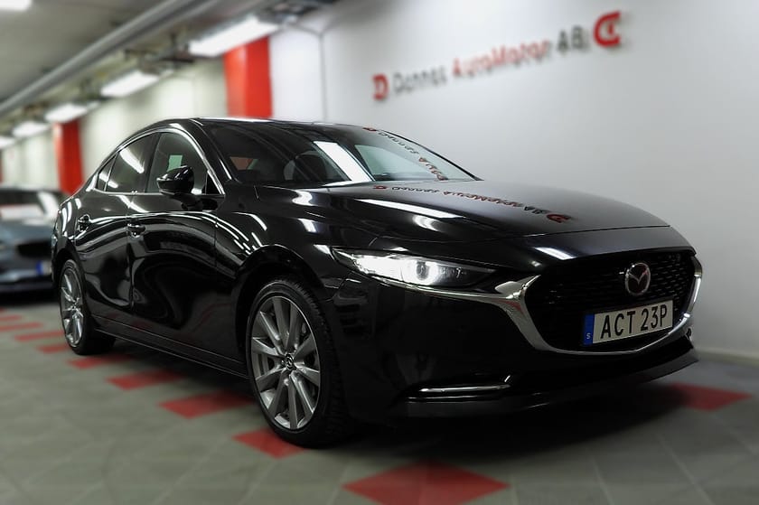 Bild 5 av Mazda 3 Sedan 2.0 e-SKYACTIV-X M Hybrid HUD Drag 360° kam SoV Hjul