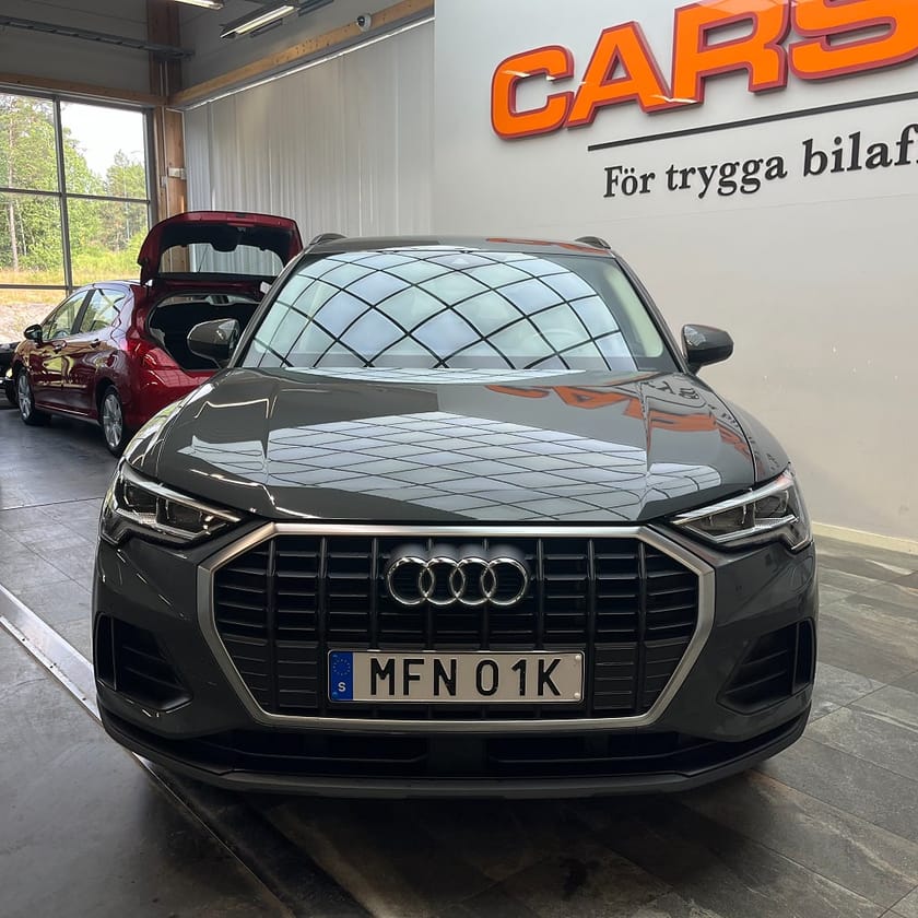 Bild 5 av Audi Q3 45 TFSI e S Tronic Proline Cockpit Carplay Värmar