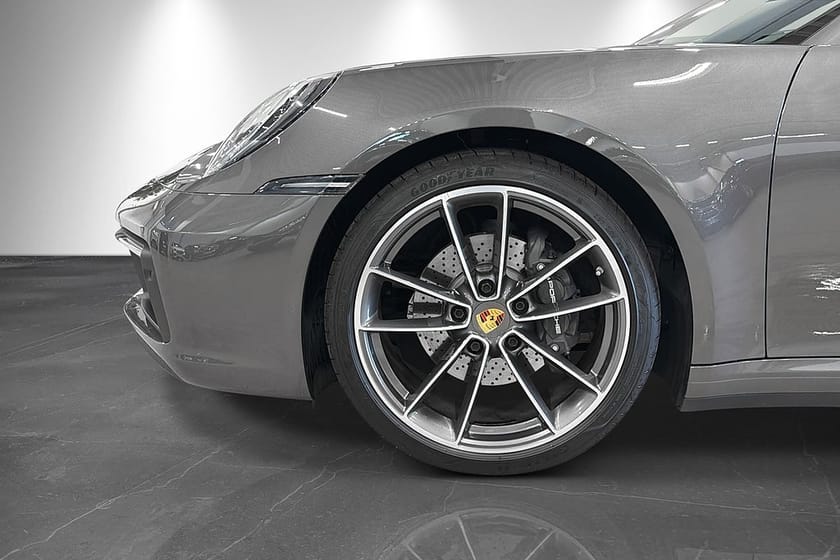 Bild 3 av Porsche 911 Carrera 4 992 PDK BOSE Chrono Taklucka Sportavgas